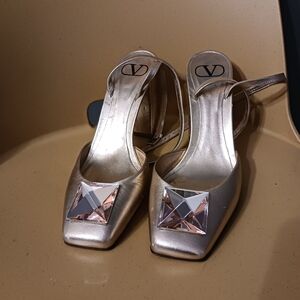 Valentino Garavani Leather Slingback Pumps Size 40